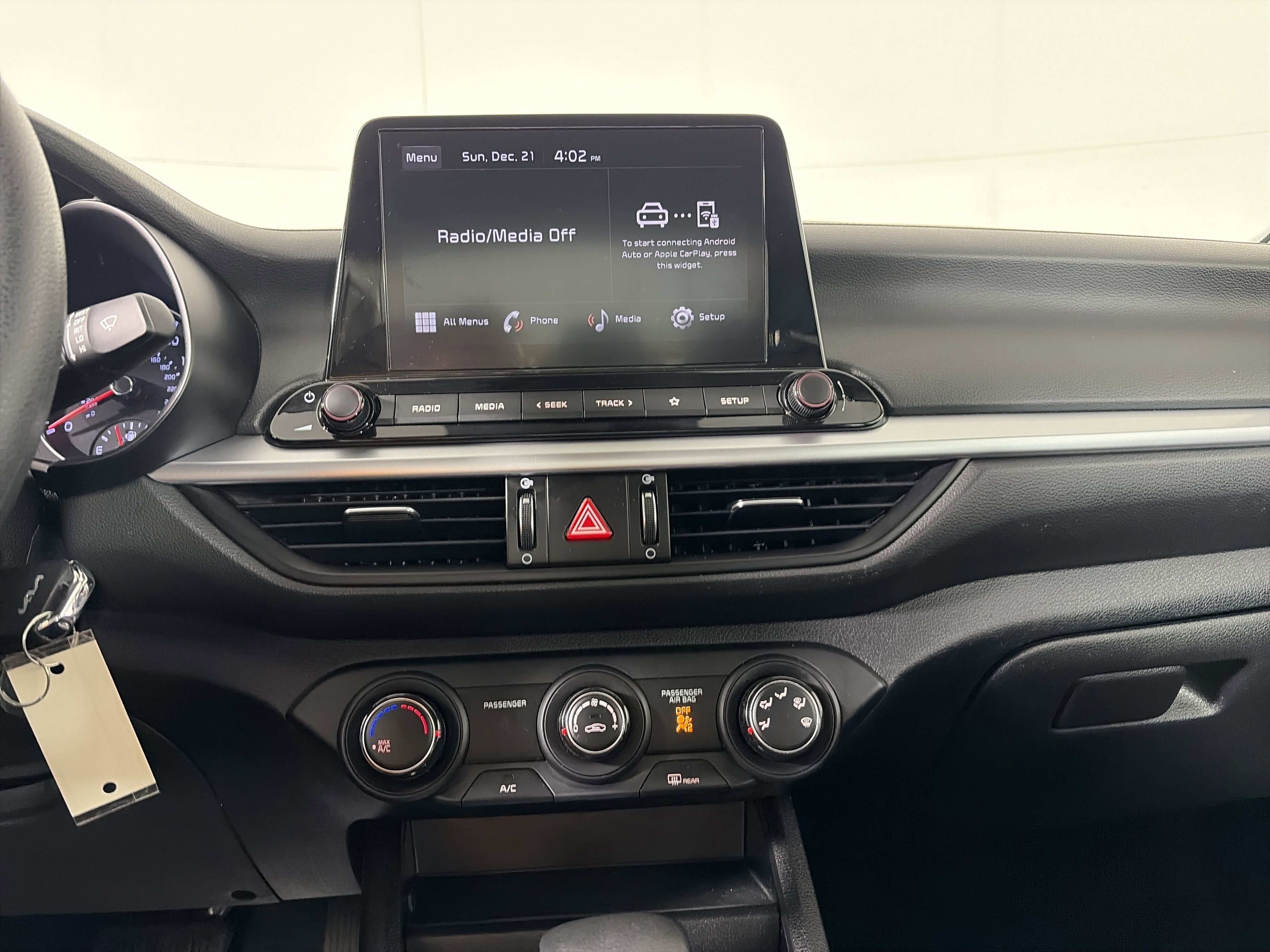 Used 2024 Kia Forte LXS w/ LXS Technology Package image 21