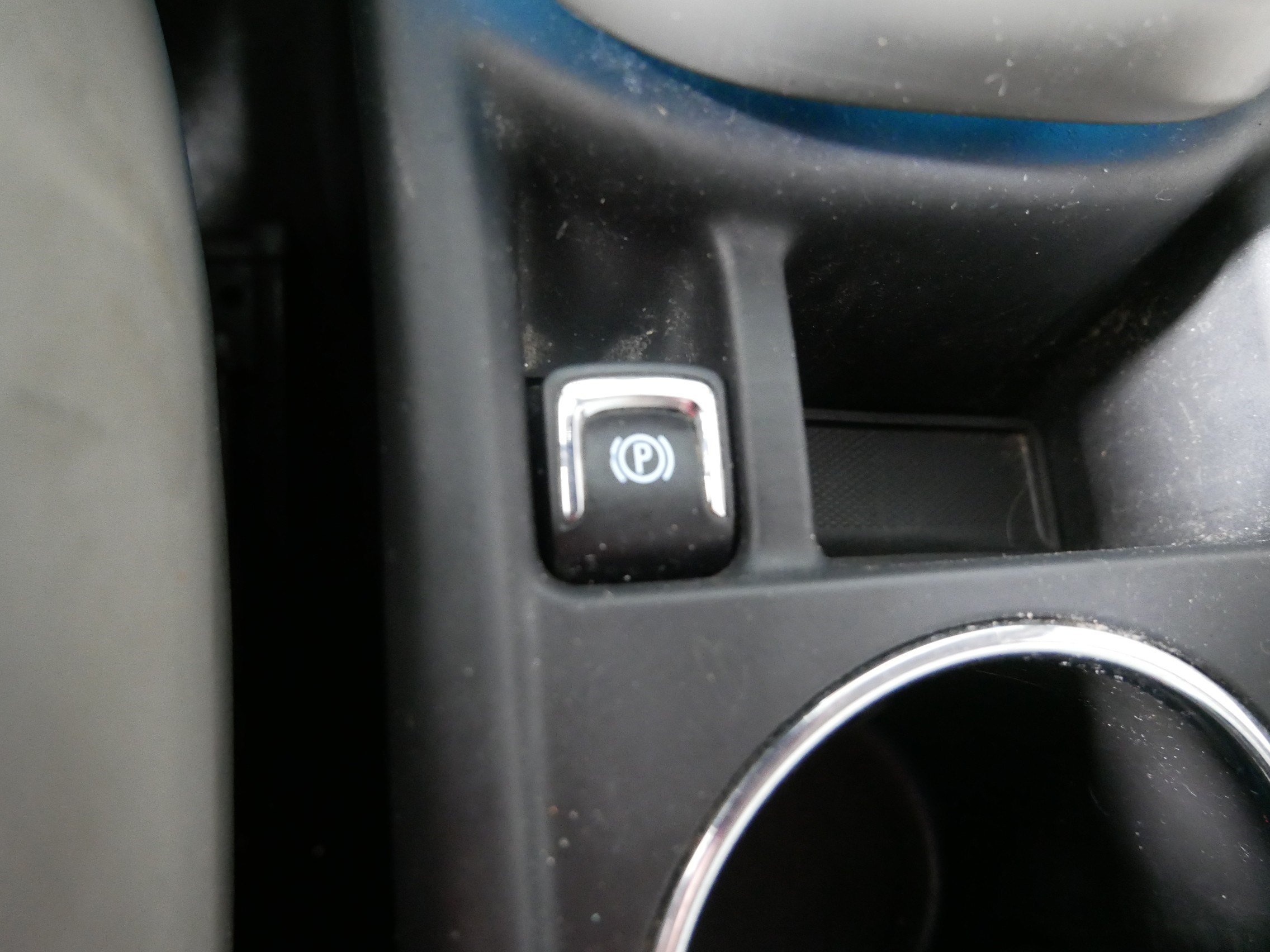 Used 2015 Buick Verano w/ Comfort Package FWD image 32