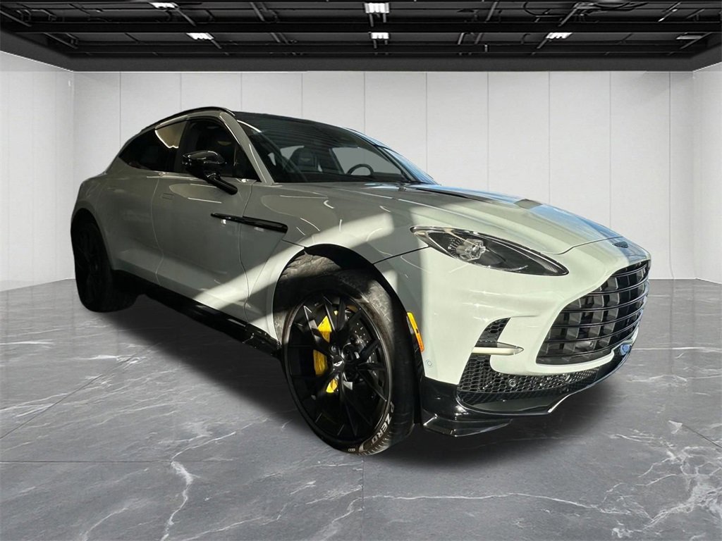 New 2026 Aston Martin DBX 707 image 13