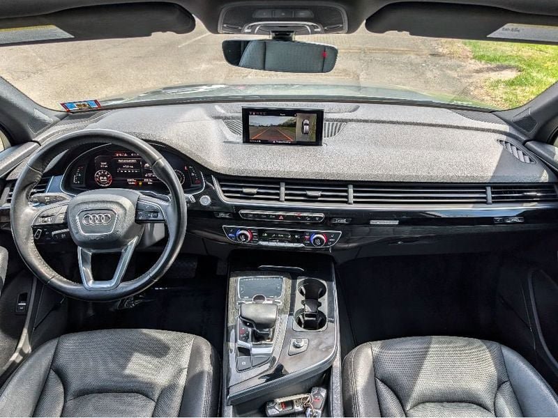 Used 2017 Audi Q7 3.0T Premium Plus AWD/4WD image 27