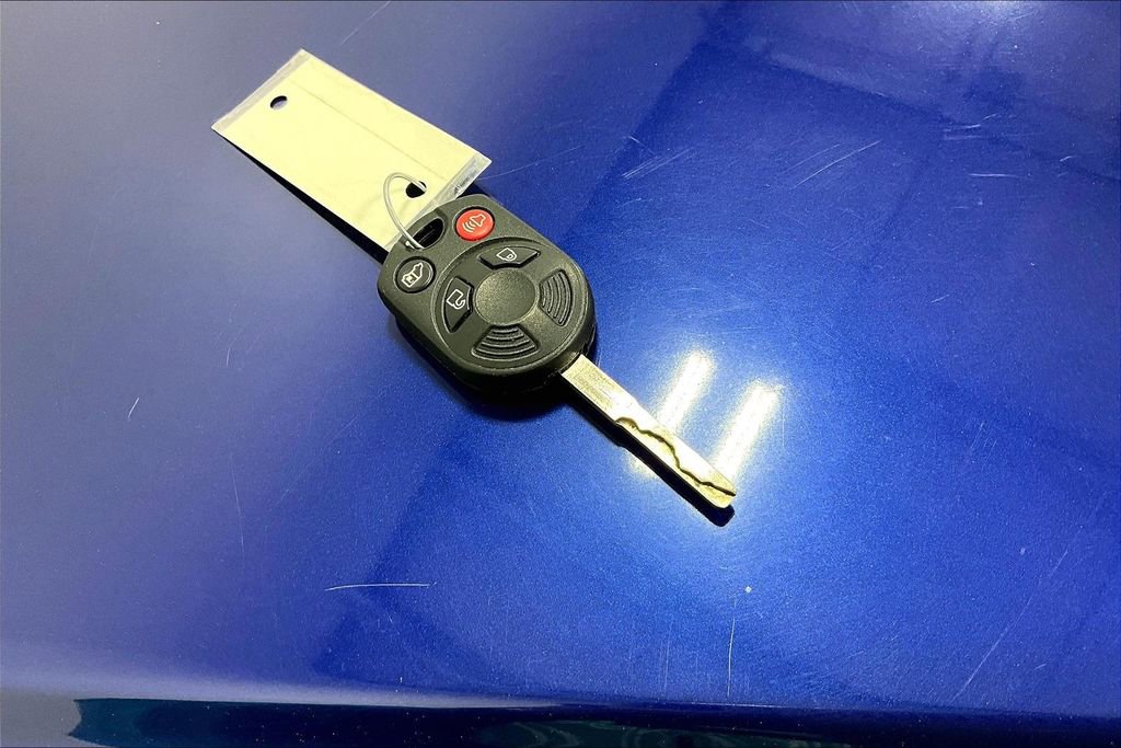 Used 2016 Ford Transit Connect XLT image 13