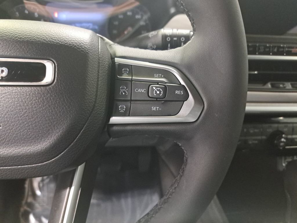 Certified 2024 Jeep Compass Limited AWD/4WD image 18