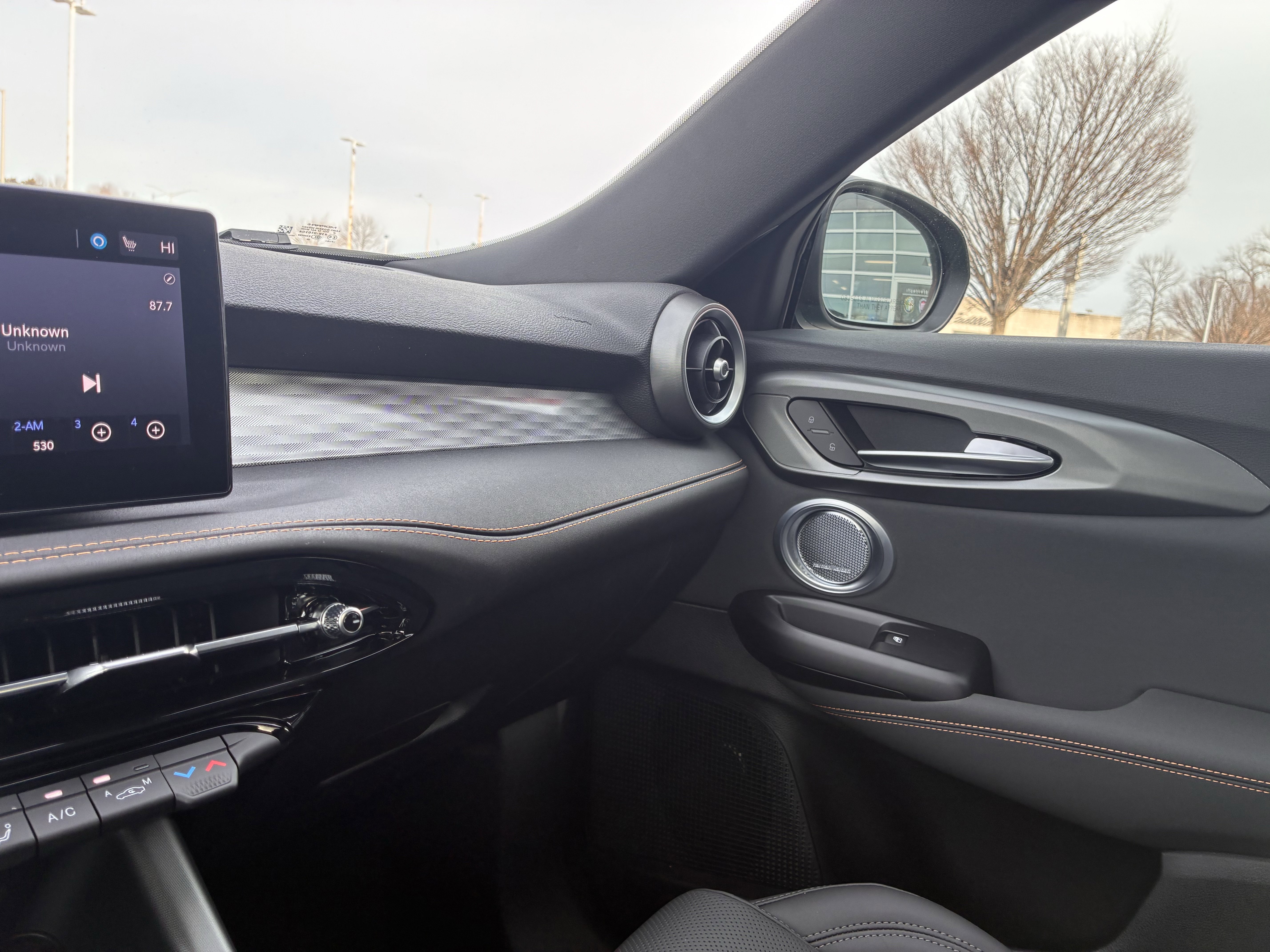 New 2026 Alfa Romeo Tonale Veloce w/ Quick Order Package 23H Volce image 22