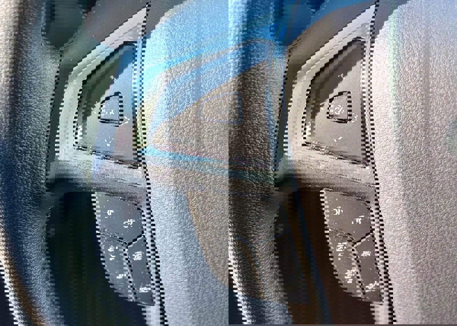 Certified 2024 Ford Edge SEL w/ Convenience Package image 31