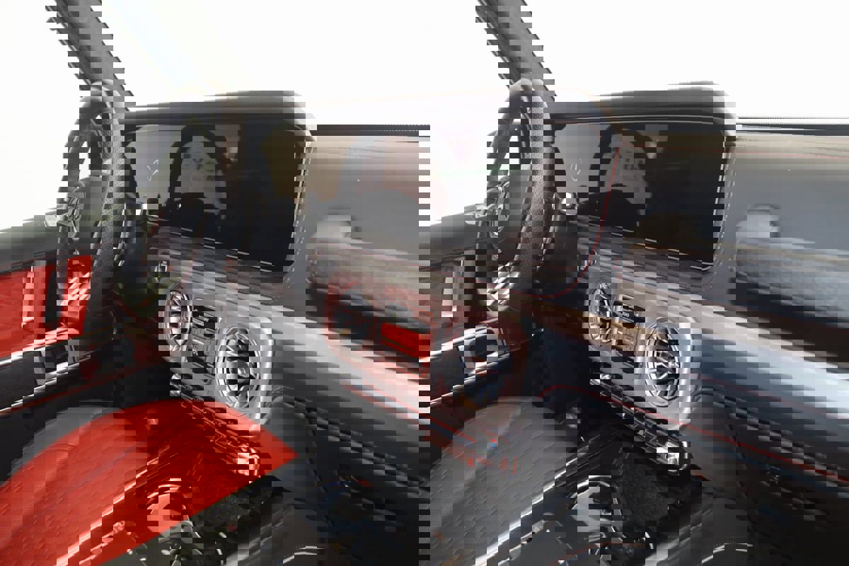 Used 2025 Mercedes-Benz G 63 AMG 4MATIC image 71