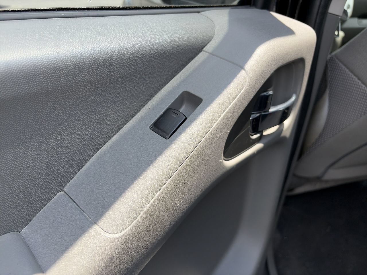 Used 2019 Nissan Frontier SV RWD image 27