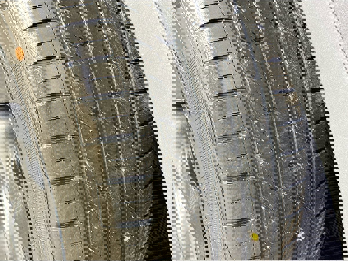 Used 2022 Tesla Model Y Long Range image 37