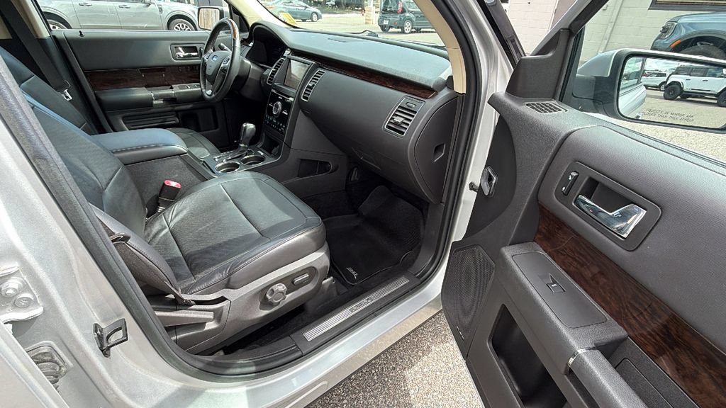 Certified 2019 Ford Flex Limited FWD image 30