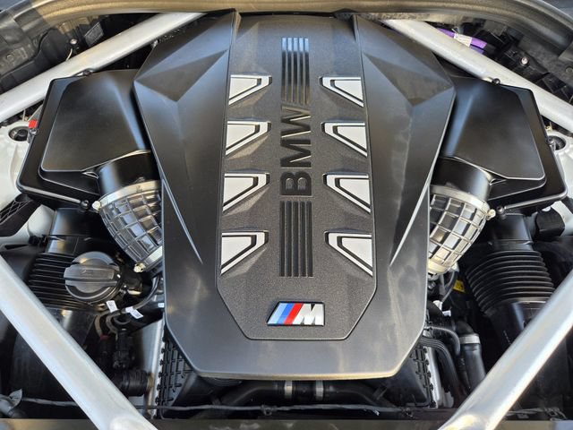 Used 2025 BMW X5 M60i AWD/4WD image 27