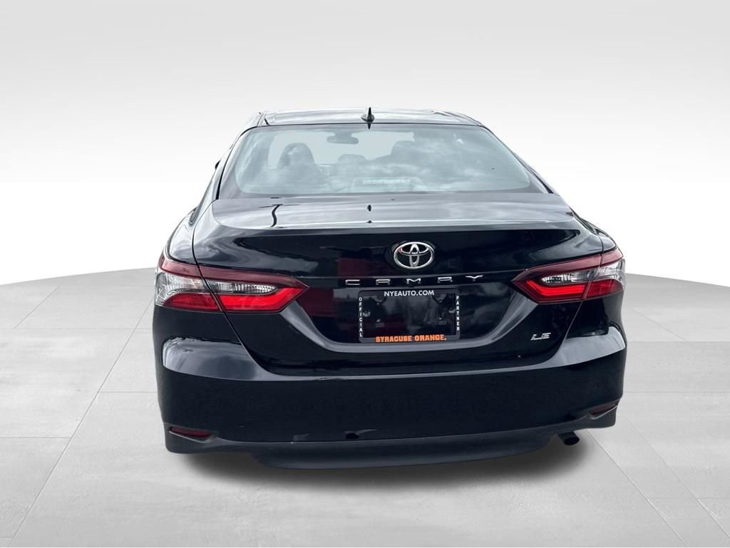 Used 2023 Toyota Camry LE FWD image 4