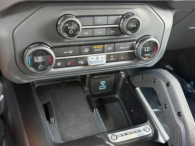Used 2025 Ford Bronco Badlands AWD/4WD image 17