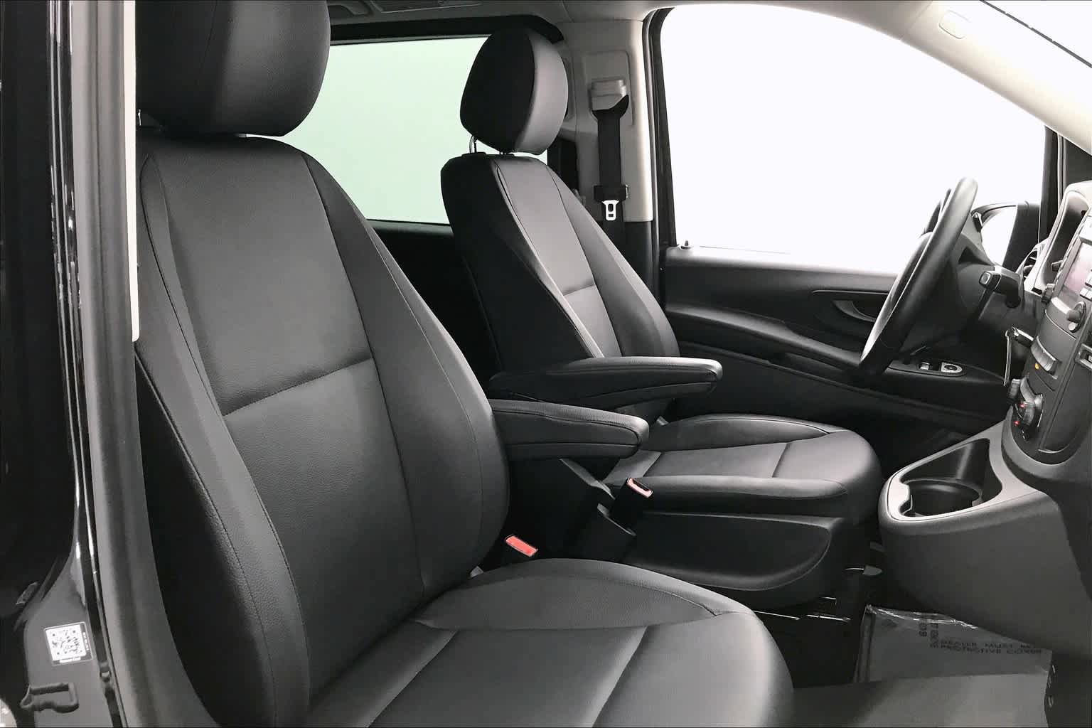 Used 2019 Mercedes-Benz Metris Passenger image 7