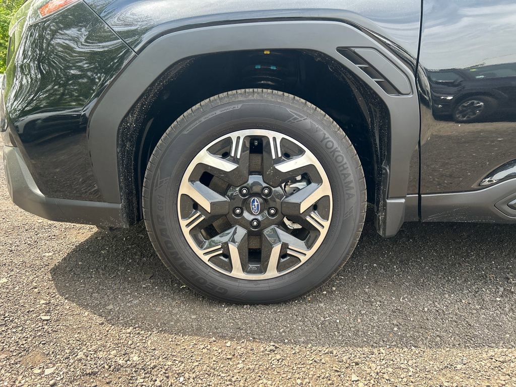 Used 2025 Subaru Forester Premium AWD/4WD image 20