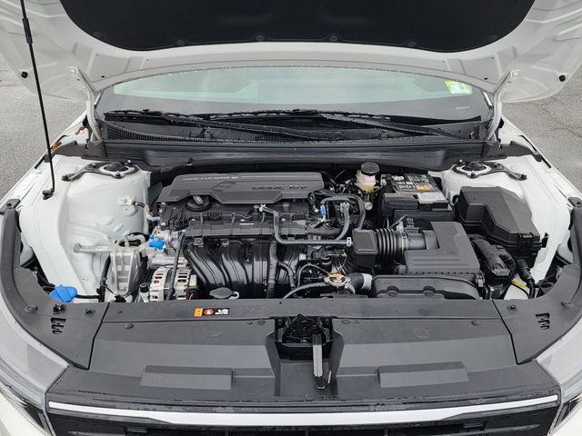 New 2026 Kia K4 FWD image 12