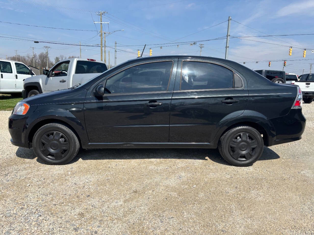 Used 2011 Chevrolet Aveo LT image 4