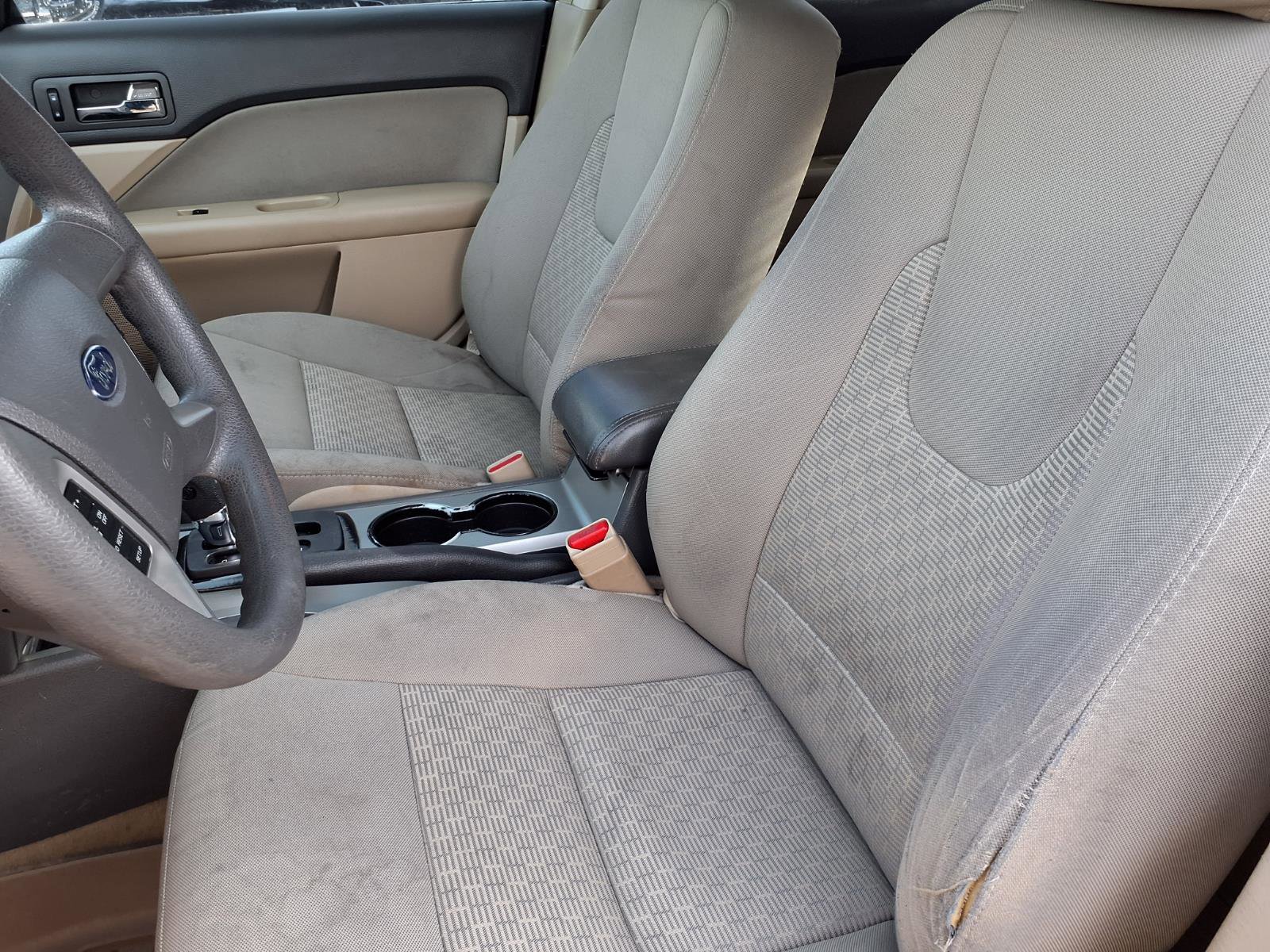 Used 2012 Ford Fusion SE FWD image 3