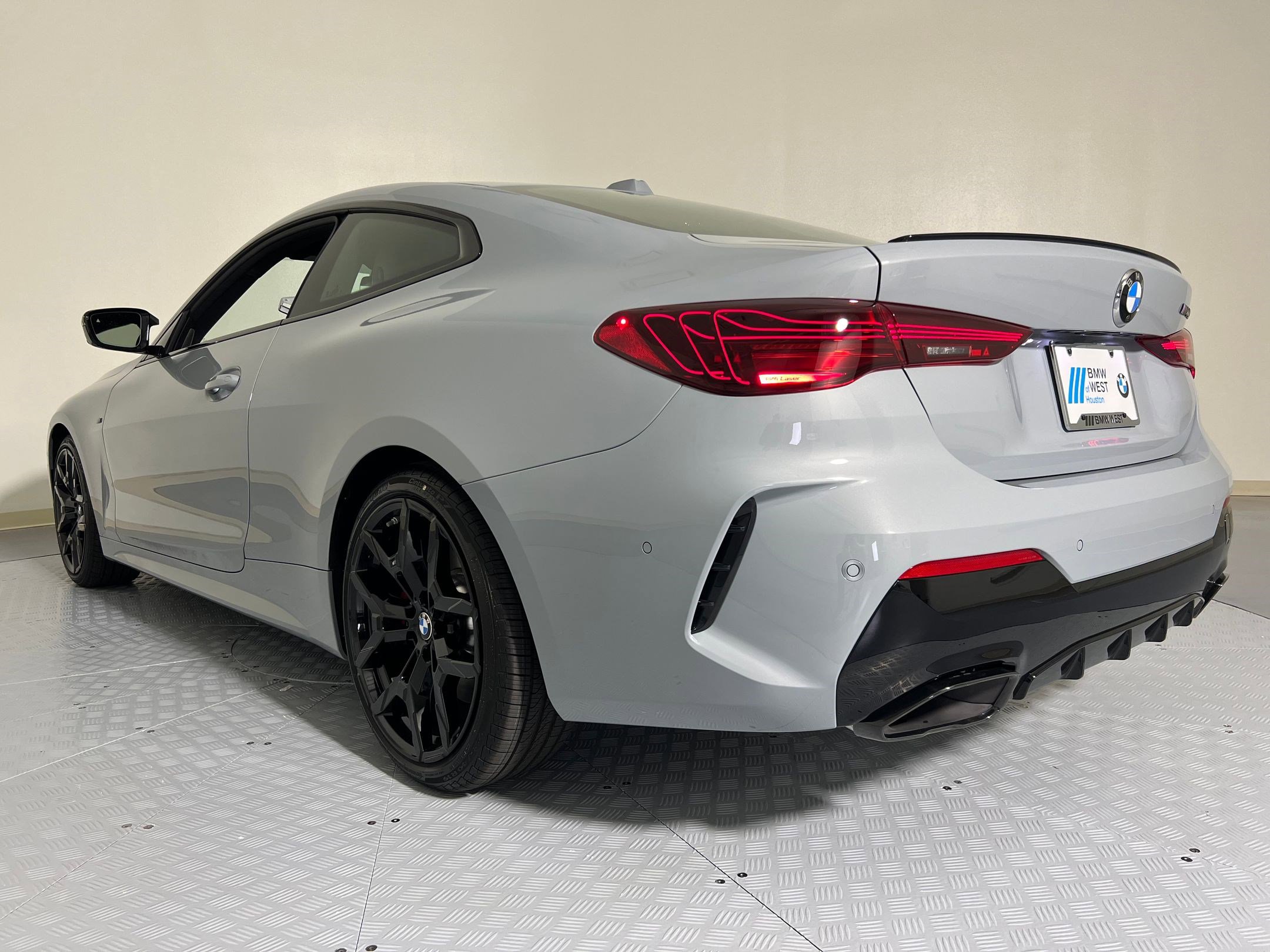 New 2026 BMW M440i Coupe w/ Premium Package image 3