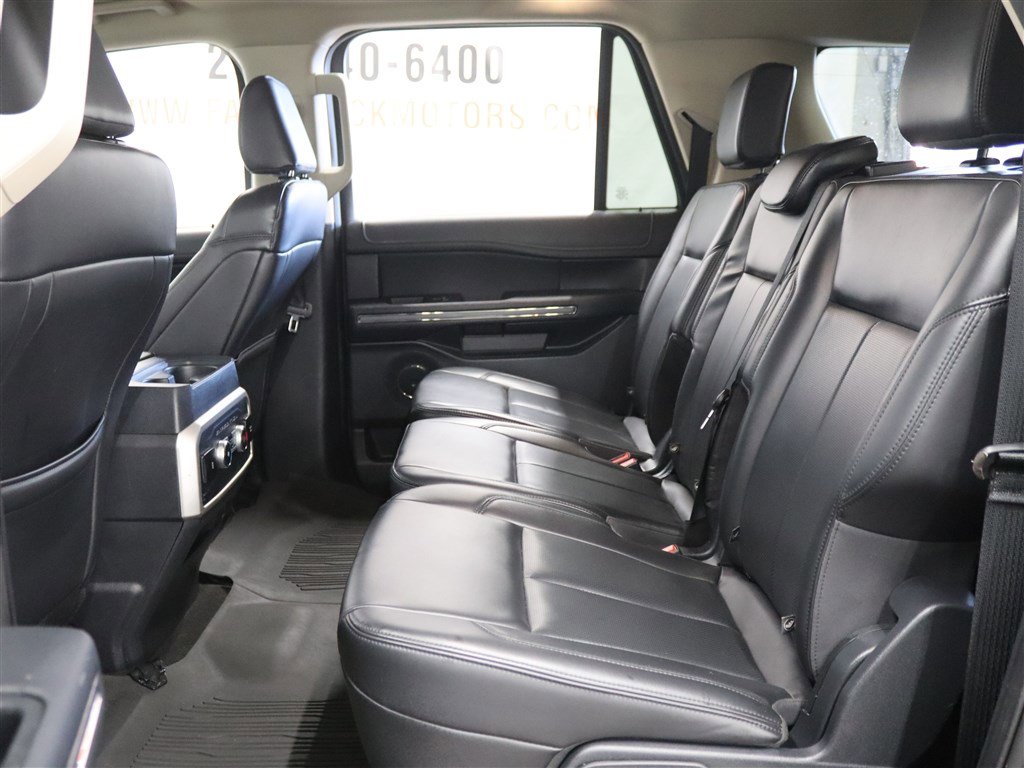 Used 2024 Ford Expedition Max XLT image 14