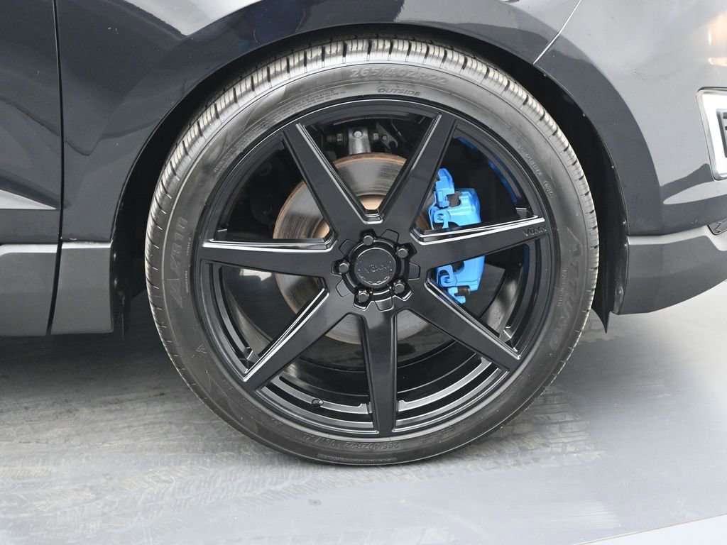 Used 2016 Ford Edge Titanium w/ Equipment Group 301A image 22