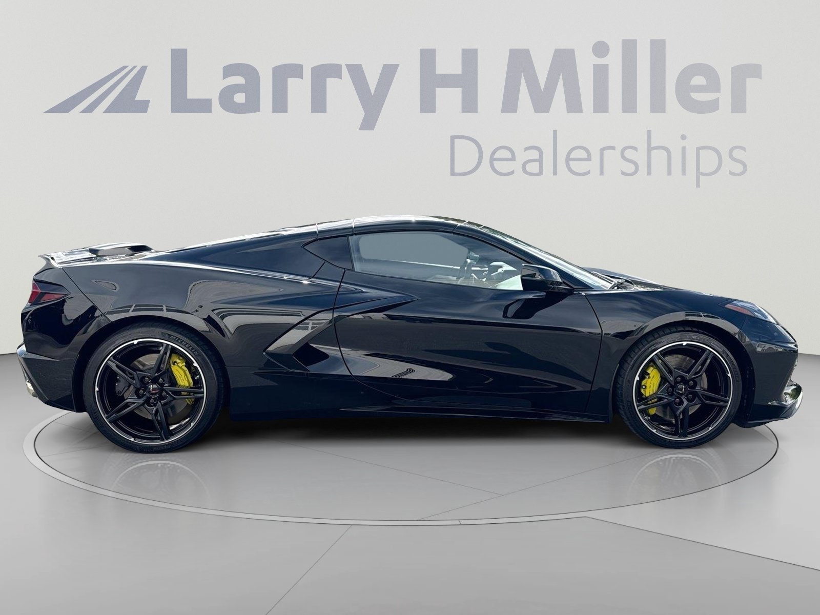 Certified 2020 Chevrolet Corvette Stingray Premium Cpe w/ 3LT Preferred Equipment Group RWD image 8