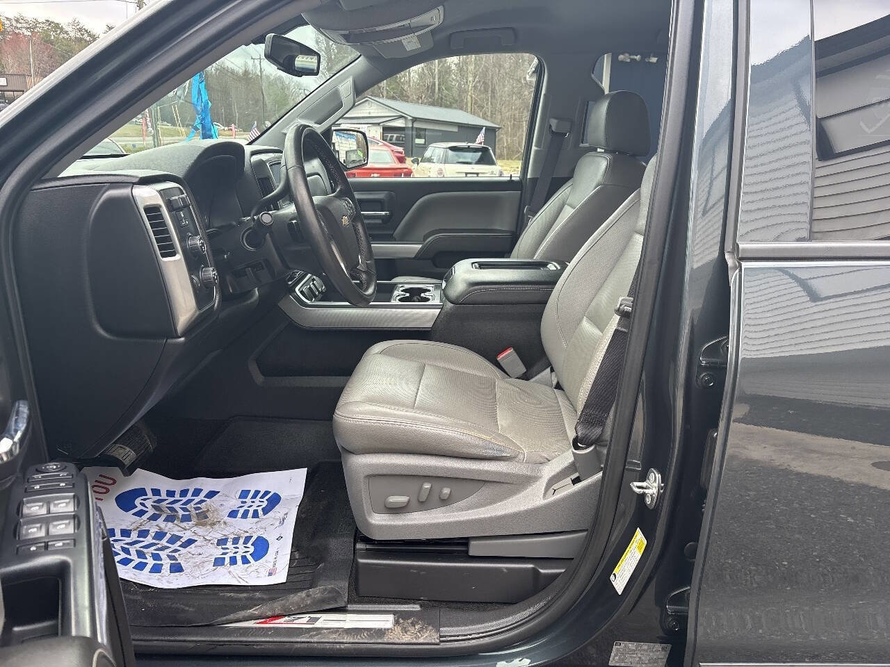 Used 2017 Chevrolet Silverado 1500 LT w/ All Star Edition image 12