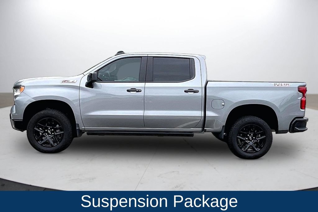 Used 2025 Chevrolet Silverado 1500 LT Trail Boss w/ Convenience Package II AWD/4WD image 5