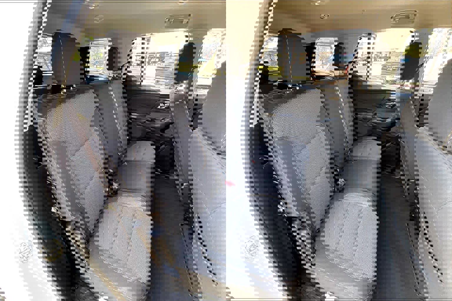 Used 2020 Chevrolet Traverse LS image 19