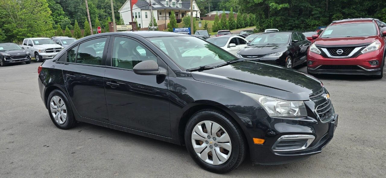 Used 2016 Chevrolet Cruze LS FWD image 4