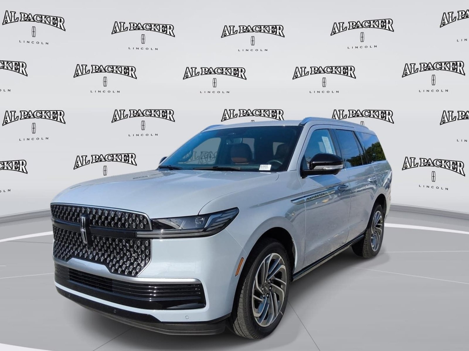 New 2027 Lincoln Navigator Reserve AWD/4WD image 1