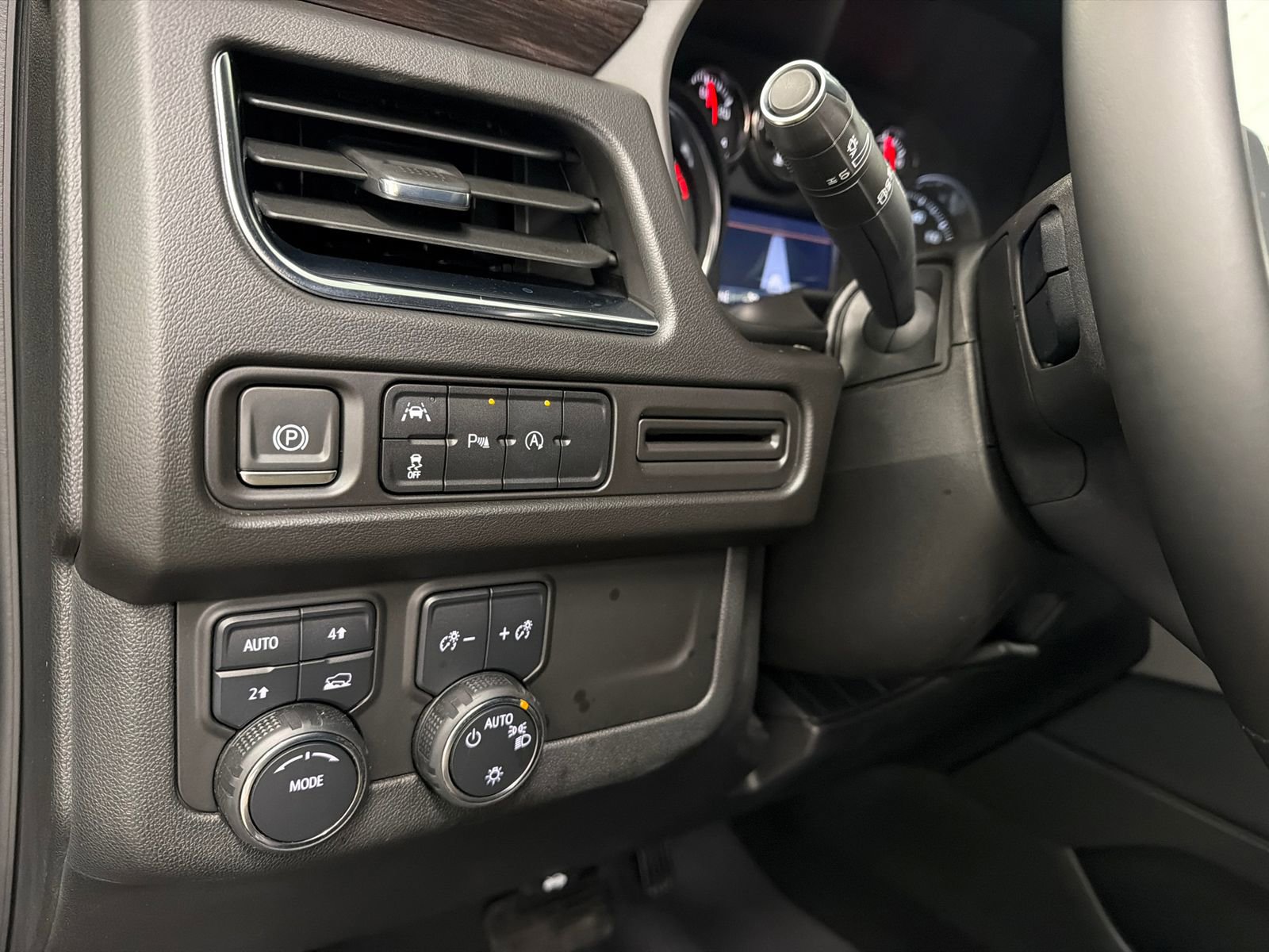 Used 2024 Chevrolet Tahoe LS w/ Driver Alert Package image 33