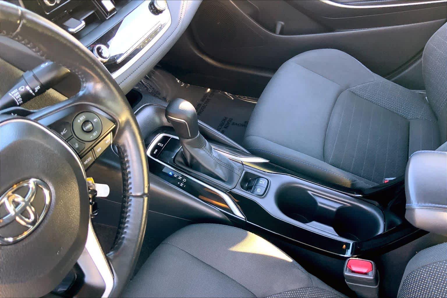 Used 2022 Toyota Corolla SE w/ Carpet Mat Package (TMS) FWD image 17