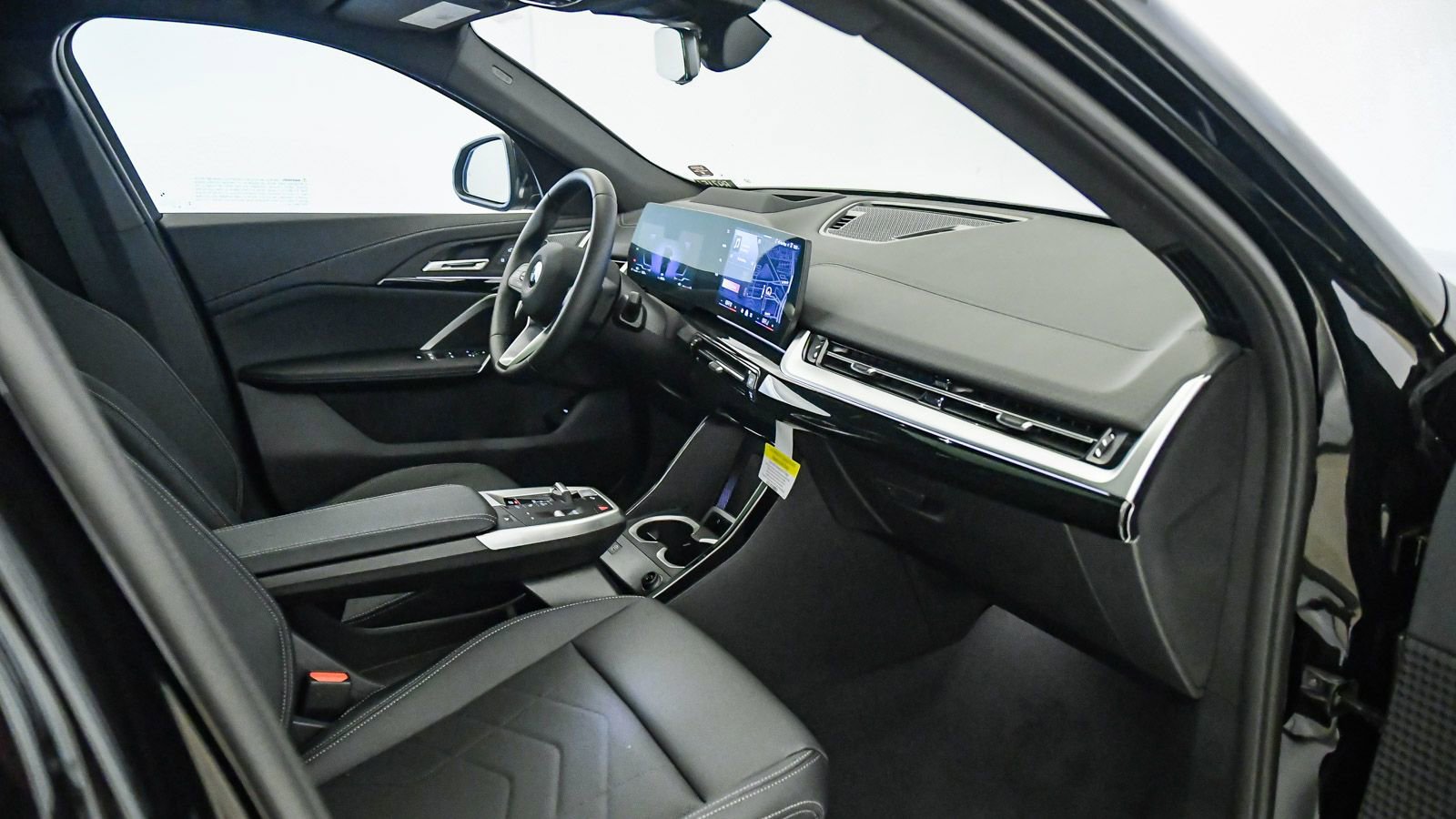 New 2026 BMW X2 xDrive28i w/ Technology Package AWD/4WD image 16