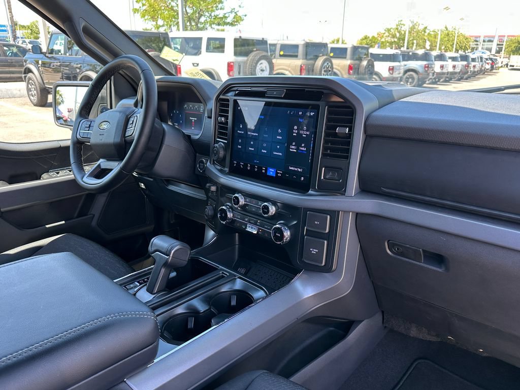 Certified 2025 Ford F150 XLT w/ Equipment Group 302A MID AWD/4WD image 15