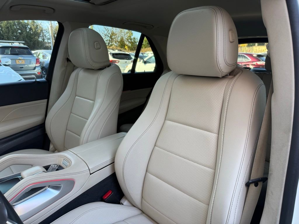 Used 2020 Mercedes-Benz GLE 350 4MATIC w/ Premium Package image 10