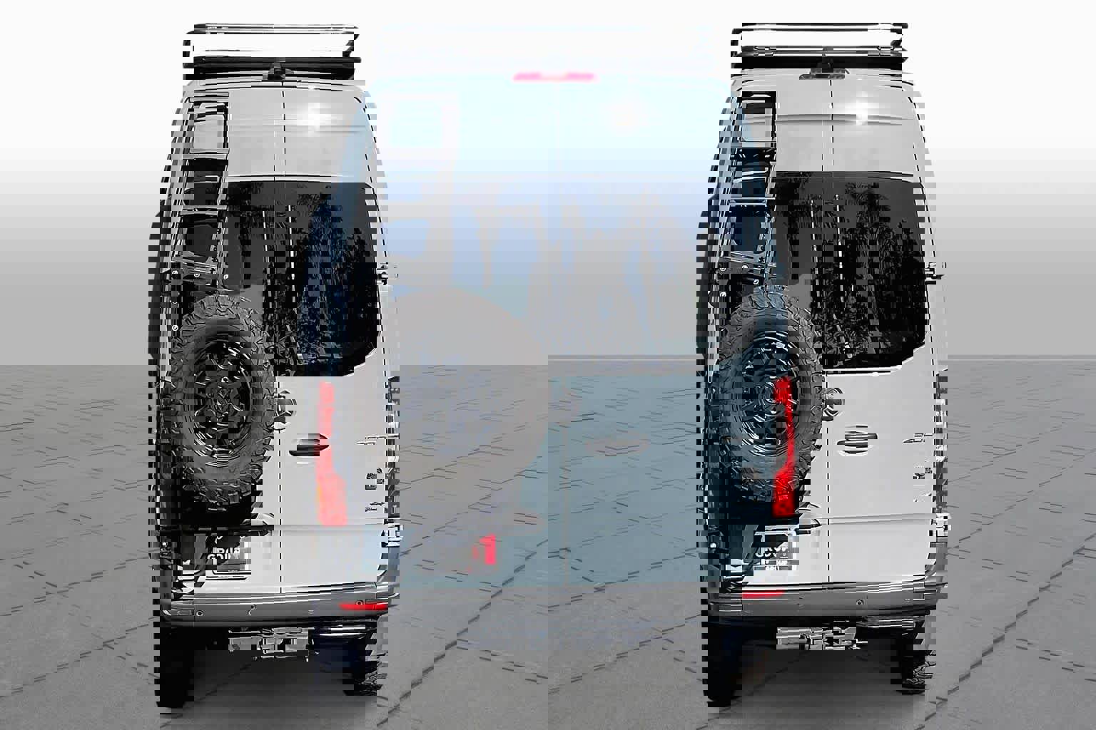 Used 2021 Mercedes-Benz Sprinter 2500 image 5