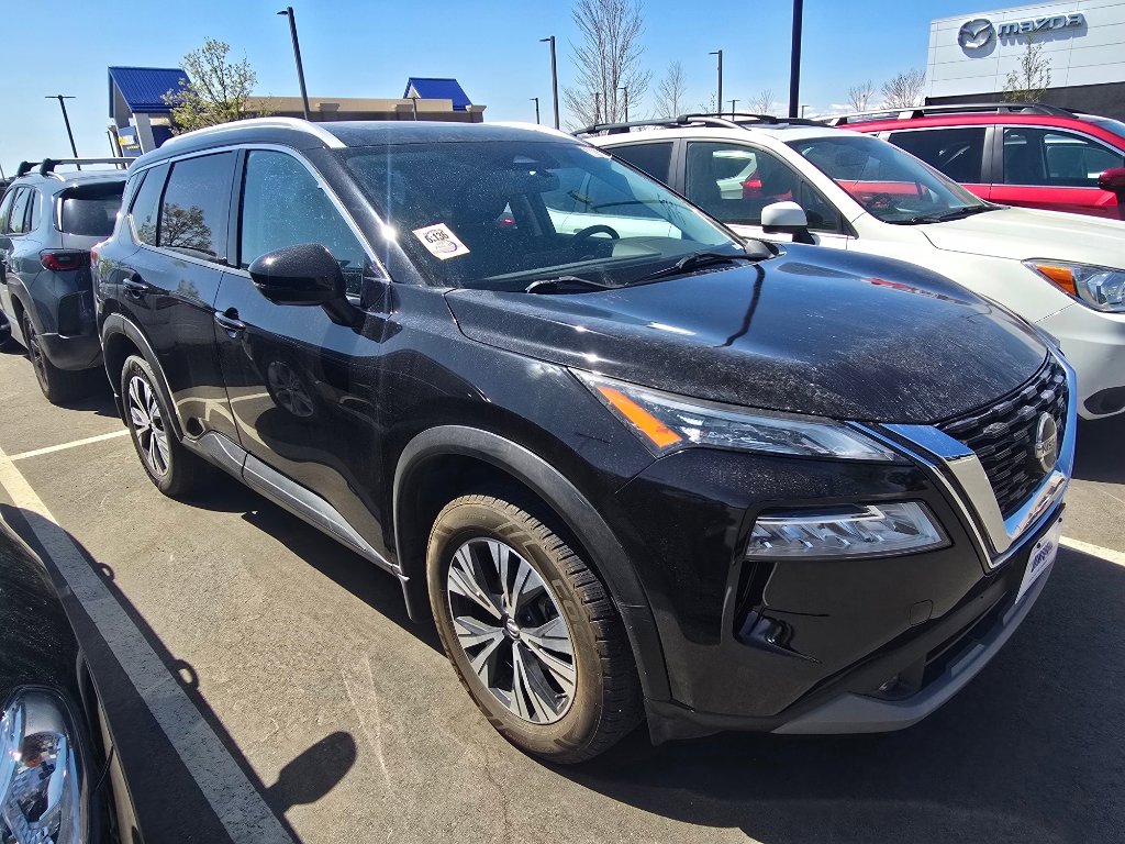 Used 2021 Nissan Rogue SV w/ Premium Package image 13
