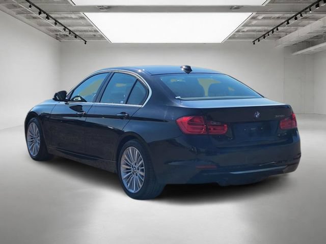 Used 2013 BMW 328i Sedan RWD image 3