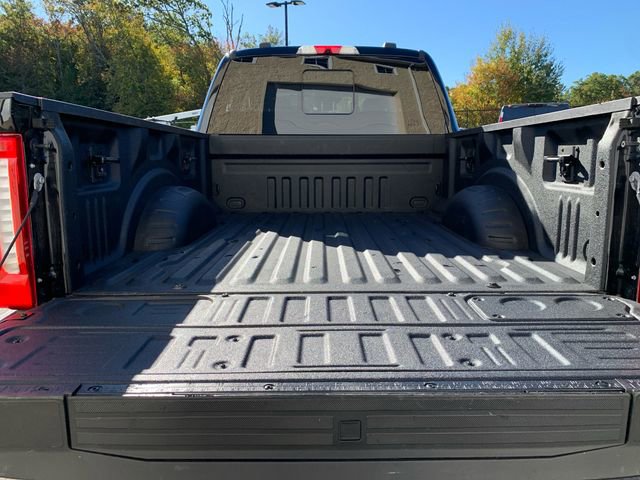 Used 2023 Ford F250 XLT w/ Black Appearance Package image 13