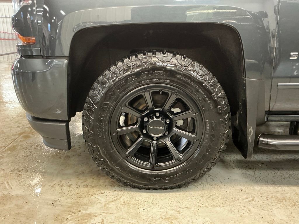 Used 2019 Chevrolet Silverado 1500 LT w/ All Star Edition image 11