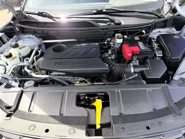 Used 2023 Nissan Rogue SL AWD/4WD image 11
