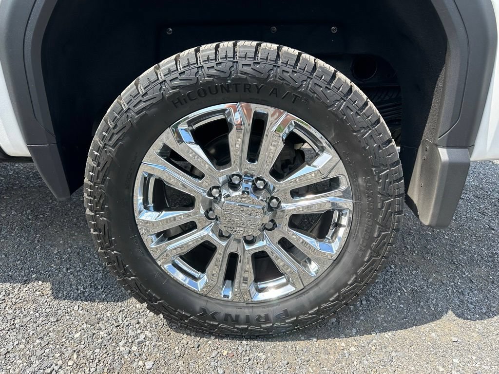 Used 2025 GMC Sierra 2500 Denali Ultimate AWD/4WD image 16