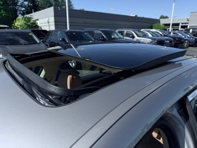 Used 2018 BMW 750i RWD image 11