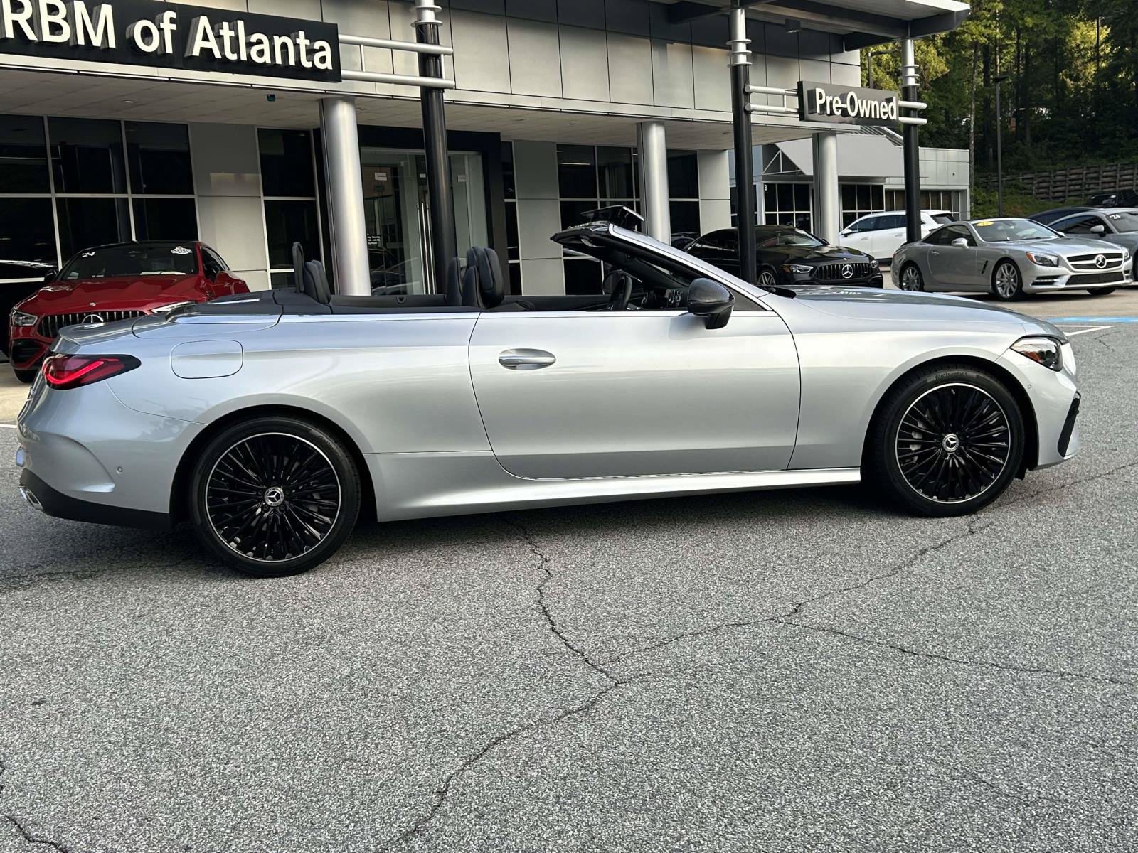 Certified 2024 Mercedes-Benz CLE 450 4MATIC Cabriolet image 11