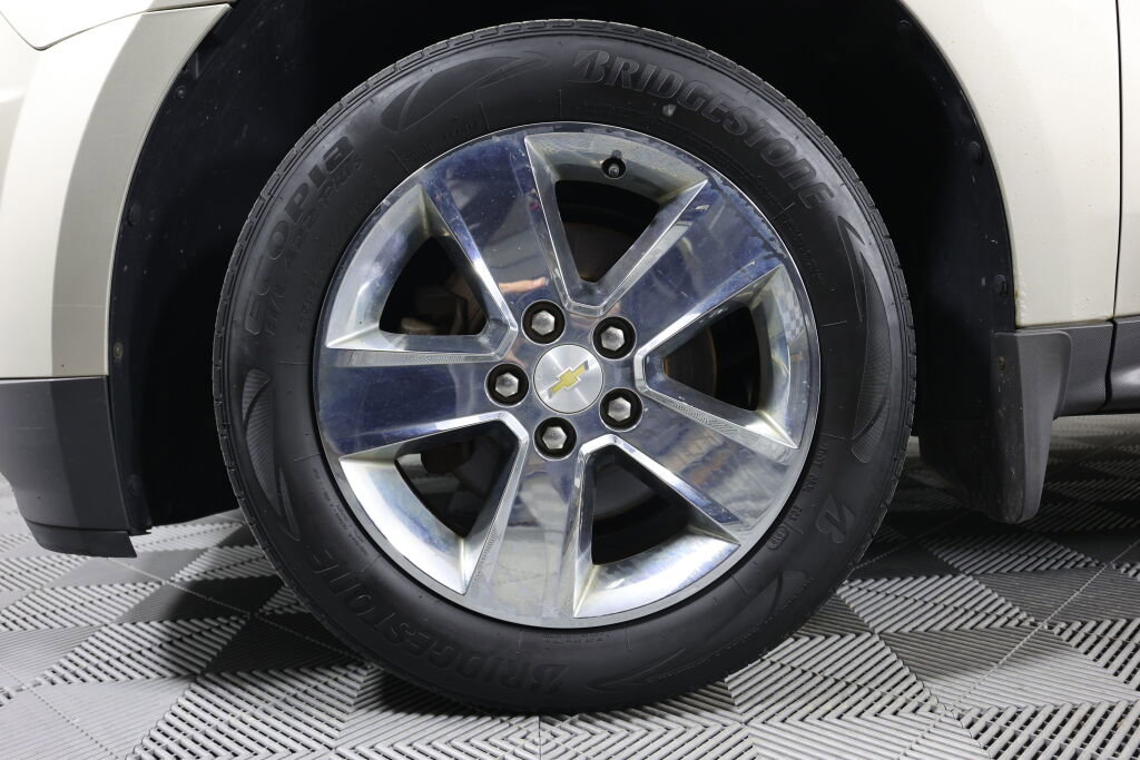 Used 2015 Chevrolet Equinox LT image 9