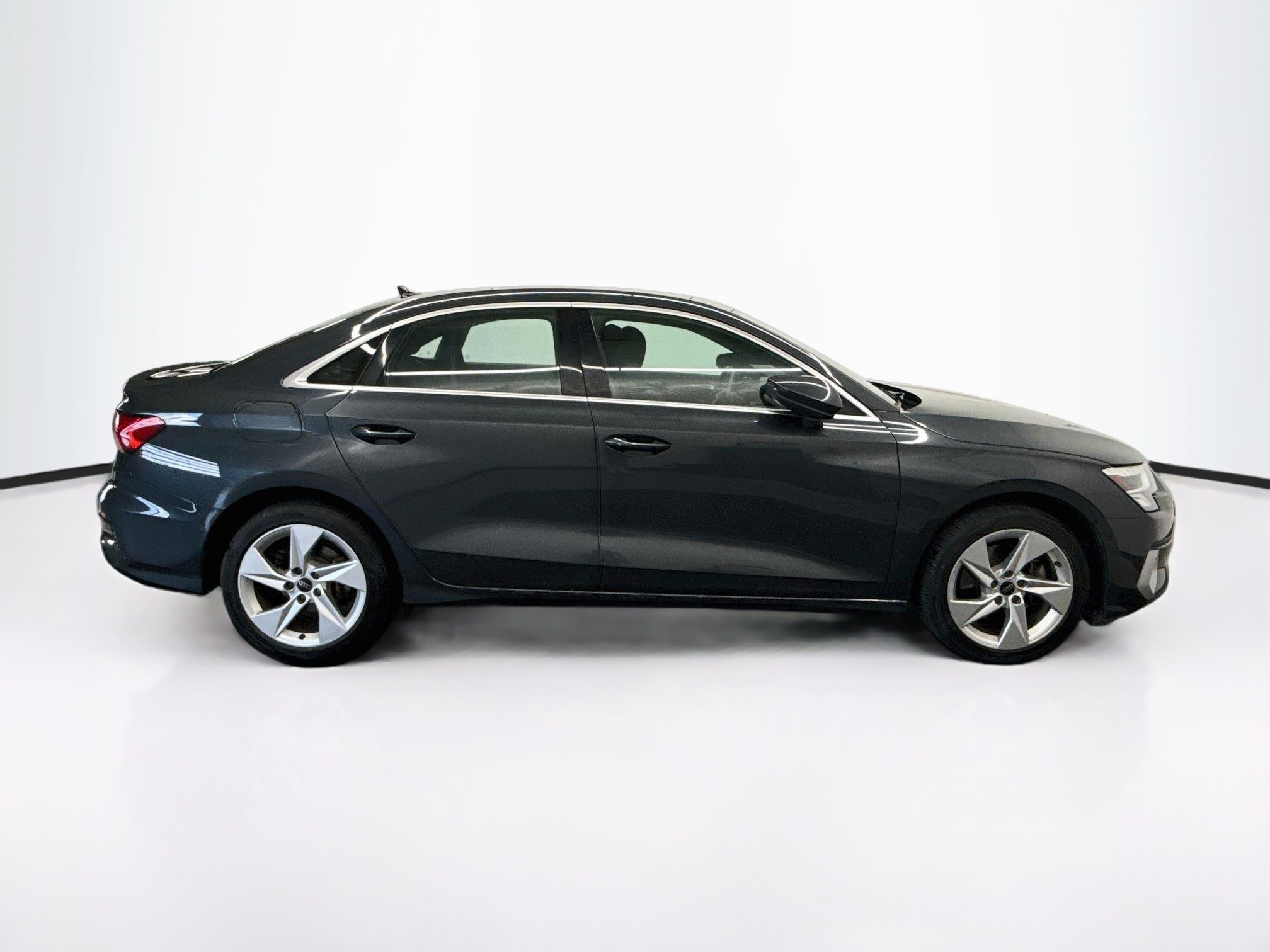 Used 2024 Audi A3 2.0T Premium FWD image 10