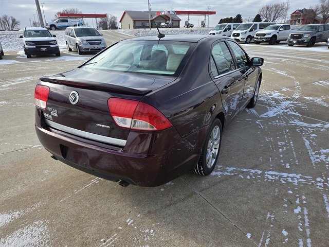 Used 2011 Mercury Milan Premier image 3