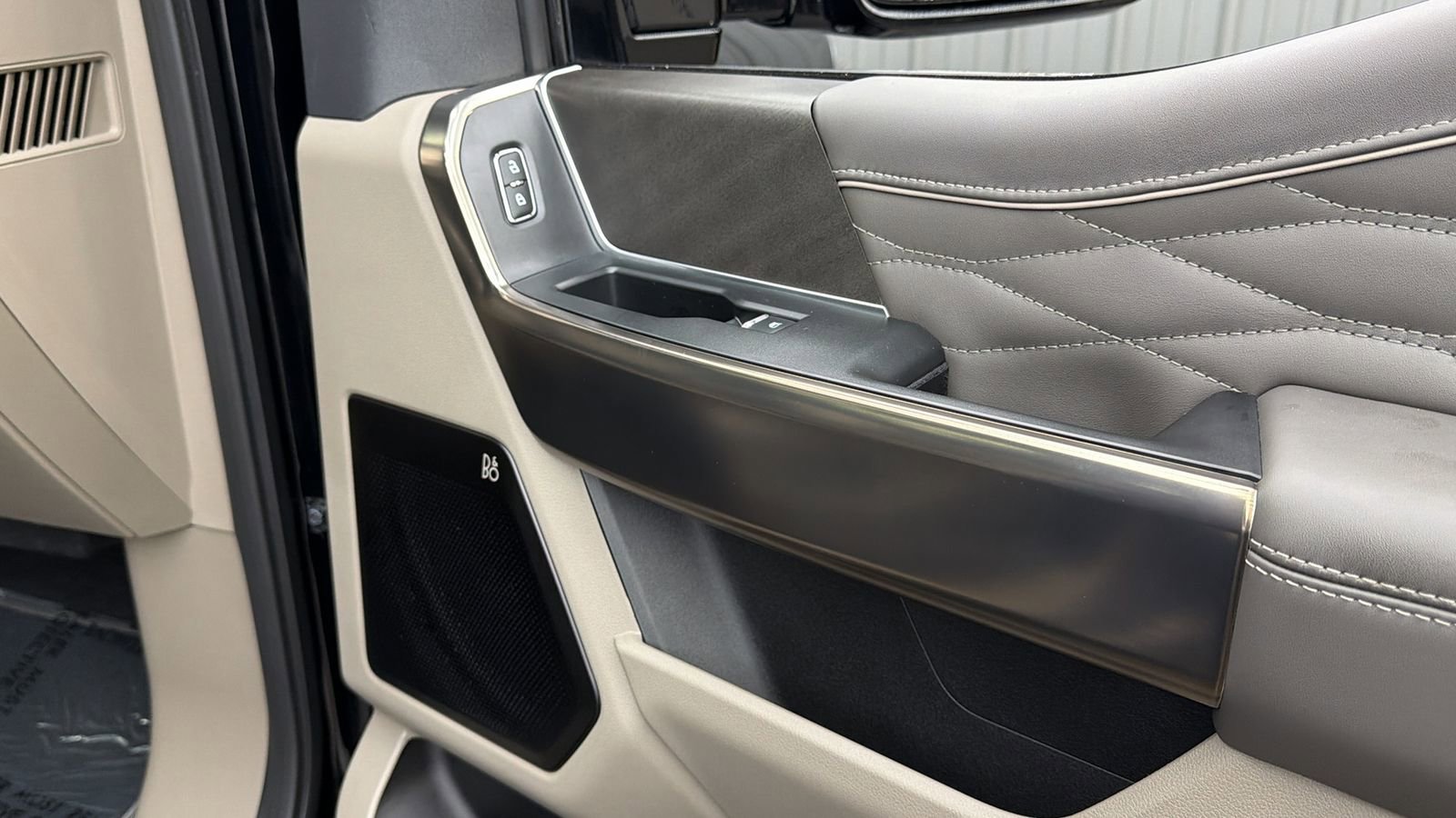 Used 2026 Ford F450 Platinum w/ Platinum Plus Package image 41