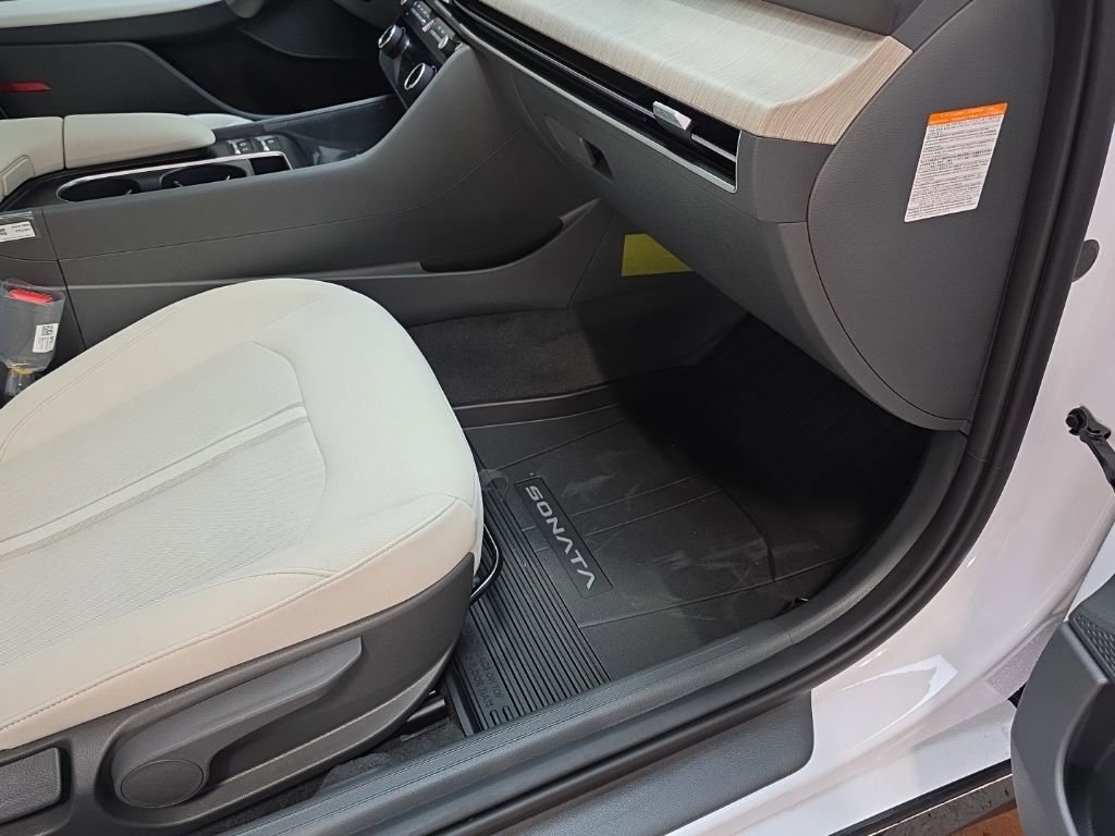 New 2026 Hyundai Sonata SEL image 10