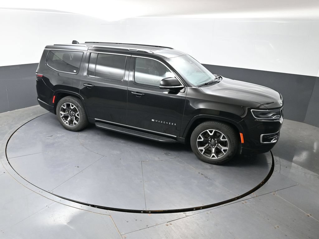Used 2024 Jeep Wagoneer Series III AWD/4WD image 46