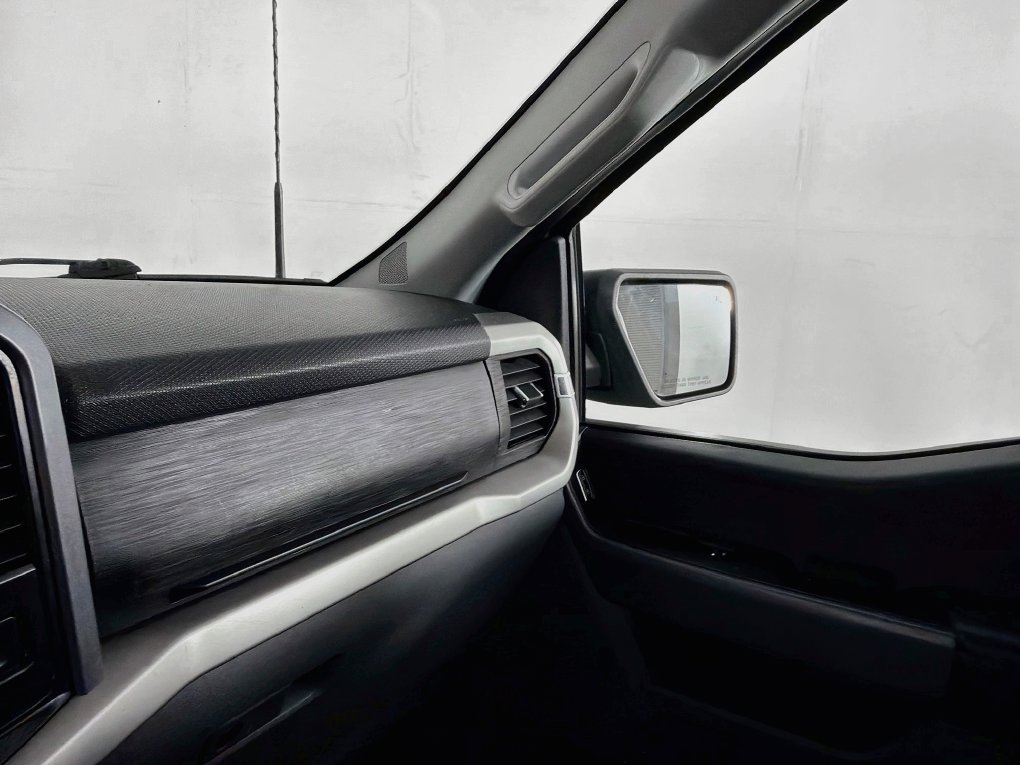 Used 2023 Ford F150 XLT AWD/4WD image 36